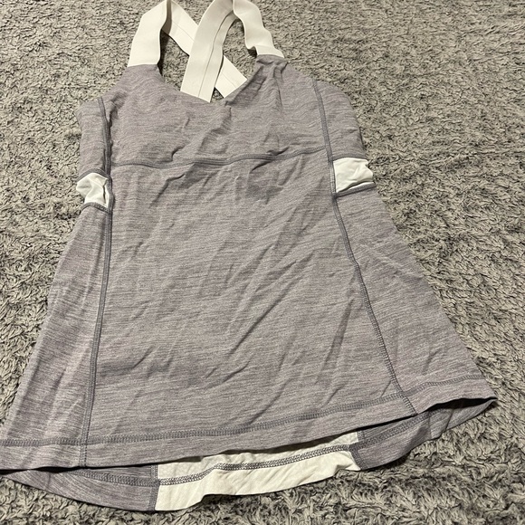 Bundle of 4 pieces lululemon , Size 6 , - Picture 5 of 8